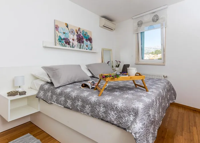 Apartment Memories *